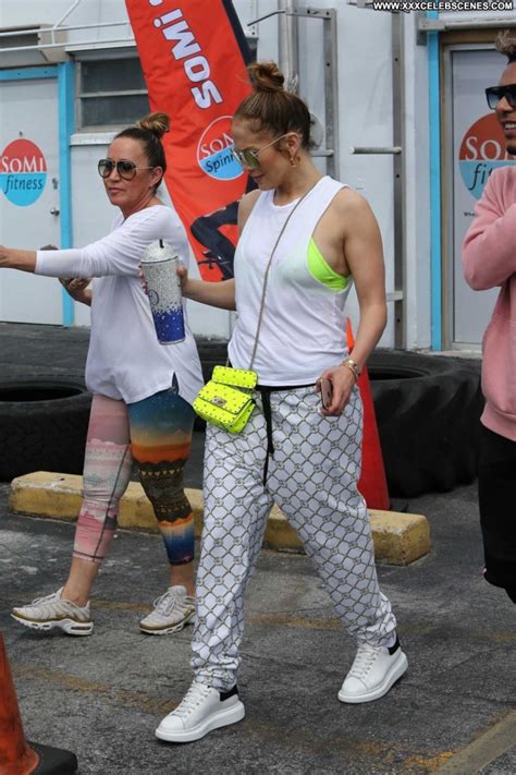 Jennifer Lopez No Source Beautiful Babe Posing Hot Paparazzi Celebrity Nude Celebrities Mobile