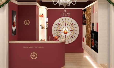 New luxury pop-up shops will soon appear inside saksfifthoff 13