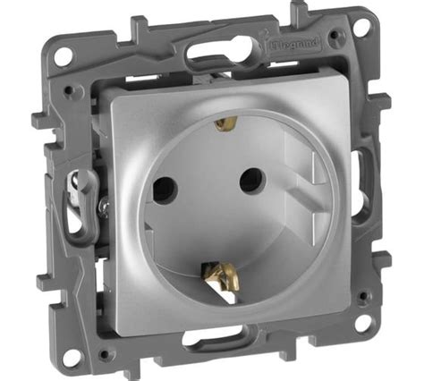 Механизм розетки Legrand 1-м СП Etika 2К+З 16 А с заземлением винтовые ...