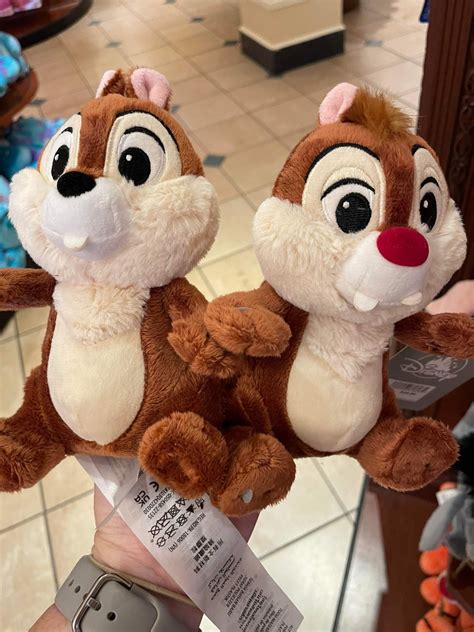 New Chip And Dale Tandem Plush Couldnt Be Cuter