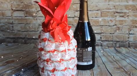 Бутылка шампанского с конфетами - 67 фото