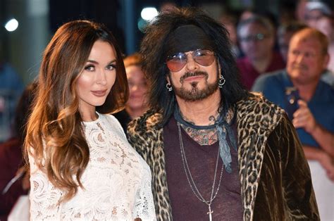 Nikki Sixx Expecting Child With Wife Courtney Sixx