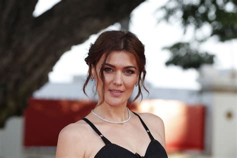 Pintalabios nude por qué sienta bien a todos los labios y cómo elegir el que mejor te va Foto