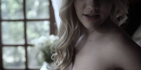 Peeping Tom Neighbour Has A Lucky Day With A Hot Blonde Just Ask Tnaflix