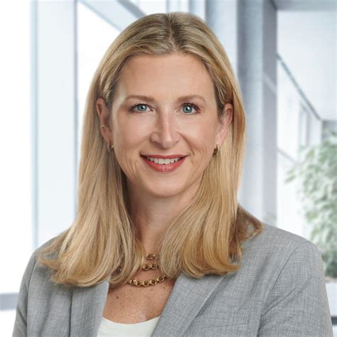 Frauenshuh — Laura B. Moore