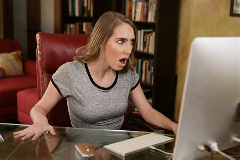 Stunning Girls Cadence Lux And Lena Paul Fucking On The Massage Table MILF Fox