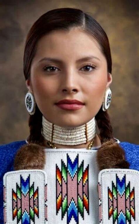 Pin By Pimp On Indigenous Beauties Native American Girls Native