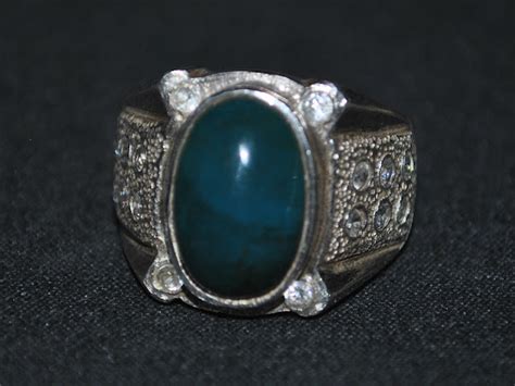watuwatuku collections bacan