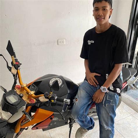 Kaily Goodes Nude On Cam Live Sex Chat On Fapchat