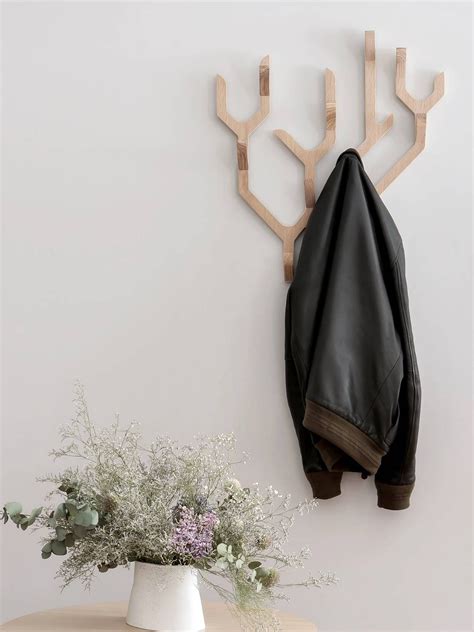 Porte Manteaux Ambroise Mural En Ch Ne Naturel Hart Mbs Design