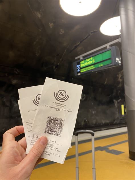 Arlanda Airport to Stockholm: Why the SL Commuter train is great.