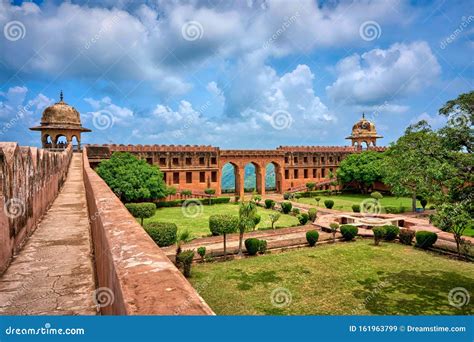 Jaigarh Fort Jaipur Rajasthan India Stock Image Image Of Hill