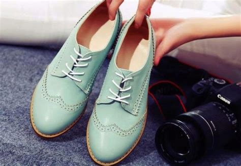Оксфорды (141 фото): с чем носить женские рыжие туфли, история обуви ...