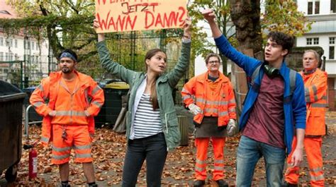 Tv Sendung Spongebob Schwammkopf Legenden Aus Bikini Bottom Monsterbesuch In Bikini Bottom