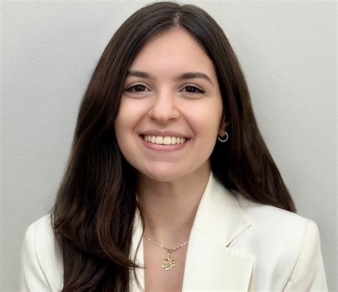 Nasdaq, Gold Forecast: Trump Tariffs and NFP Risks