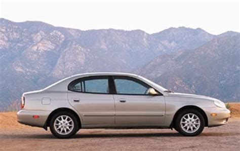 Used 2002 Daewoo Leganza Pricing - For Sale | Edmunds