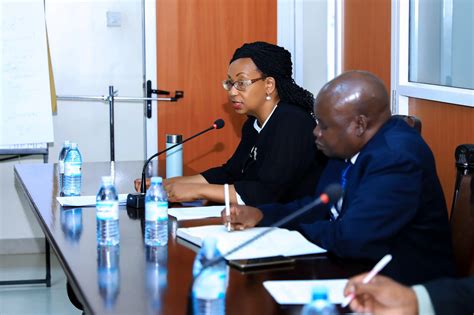 Expected Salaries for Certified Human Resource Managers 21