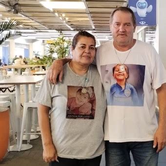 Nosotros Somos Los Asesinos El Tenso Careo Entre El Abuelo De