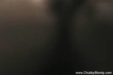 Italian House Wifey Masturbates With Dildo Toy Up Her Butt