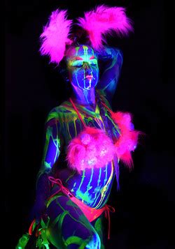 Gallery London Neon Naked Life Drawing Class