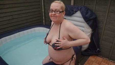 Sexy String Bikini In The Hot Tub Pics Xhamster