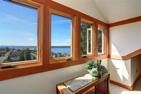 Wood vs Vinyl Windows (Differences & Comparison Guide)