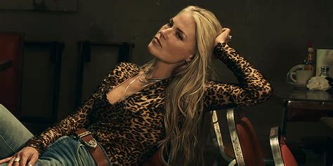 Landmans Ali Larter On Peeling Back The Layers Of The Onion Of Her