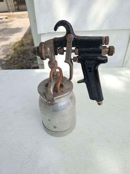 Binks Model 7 Paint Gun Isabell Auction