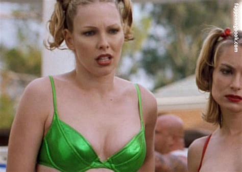 Cynthia Lamontagne Nude OnlyFans Leaks Fappening FappeningBook