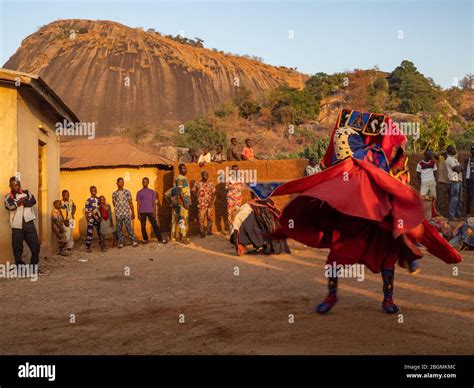 Benin voodoo mask Fotos und Bildmaterial in hoher Auflösung Alamy