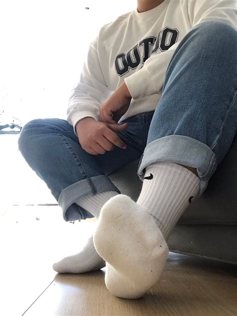 大大大大大野驴 on Twitter 白袜 白袜子 boundandgagged whitesocks 白袜控 白袜男孩 白袜分享 gay