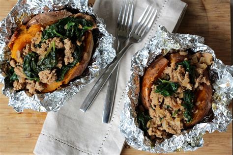 Clean It Up Mondays Turkey And Spinach Stuffed Sweet Potatoes Paleomg