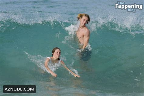 Maya Hawke Sexy Flashes Her Hot Tits And Body At The Beach In St Barths Aznude