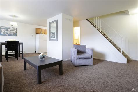 Tamarack Station Apartments 1801 E Davis St Camden Nj 08104
