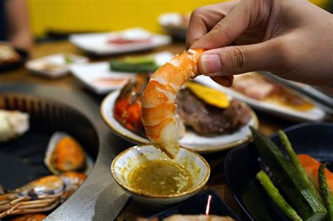 Parrillada De Langostino De Río O Dip De Camarones Grandes En Salsa De