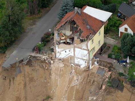 Deutschland Drei Menschen Nach Erdrutsch Im Harz Vermisst Badische