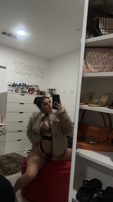 Instagram Latina Evelyn Ortiz Nude Photo 14