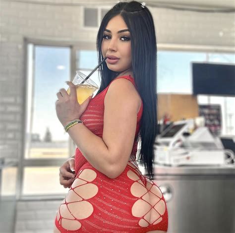 Bikini Bar Cafe Girls