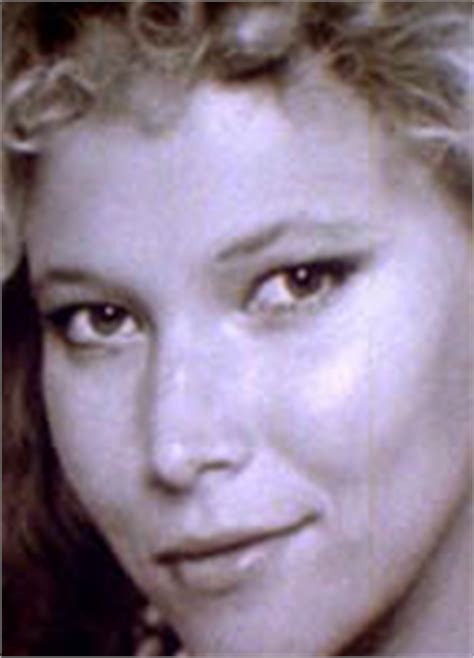 Голая Виктория Барретт в Hot Chili