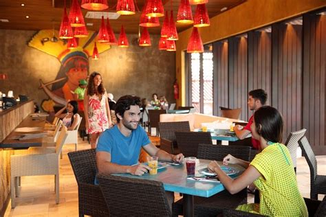 Hot Beach Em Ol Mpia Confira Atra Es E Fotos Do Parque