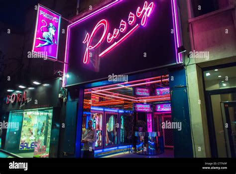 Paris France Pigalle Sex Area At Night Shop Fronts Pussy Club Stock Photo Alamy