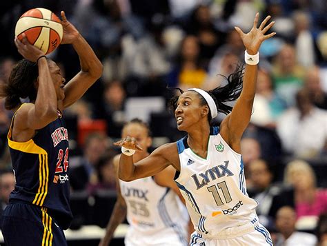 Former Stanford WNBA Star Candice Wiggins Says She Was Bullied For Being Heterosexual: SFist