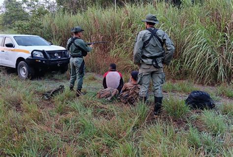 Atraparon A Tres Cazadores Furtivos En Arraij N D A A D A