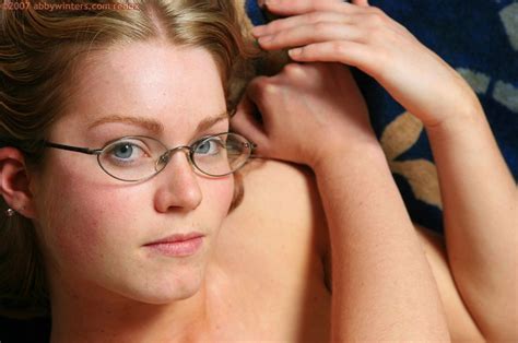 Hairy Perky Amateur Teen Violet Showing Muff Porn Pictures XXX Photos