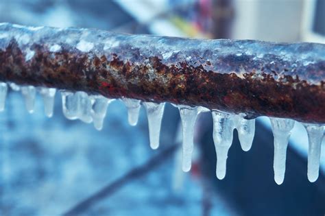 How To Prevent Frozen Pipes This Winter Waterwork Plumbing