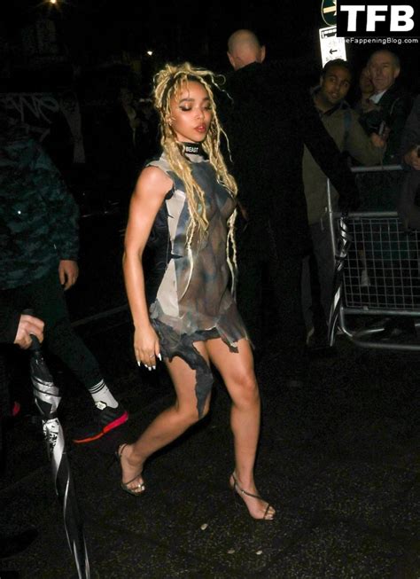FKA Twigs Flashes Her Nude Tits Legs The NME Awards In London 14 Photos PinayFlixx Mega Leaks