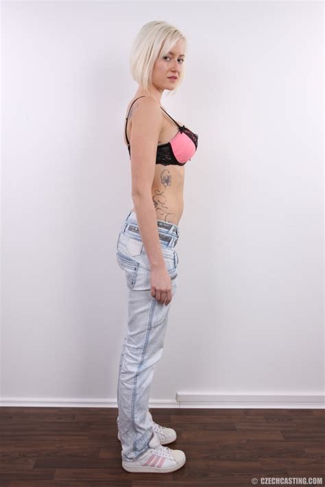 Tall Sexy Tattooed Blonde With Perfect Rou XXX Dessert Picture