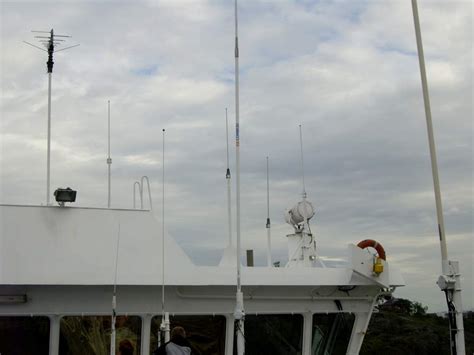 Судовые штыревые антенны