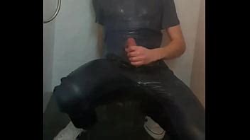 Douche Et Jeu Dans Les V Tements Xvideos