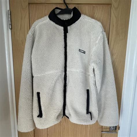 Obey White Sherpa Jacket Size S 1010 Condition Depop